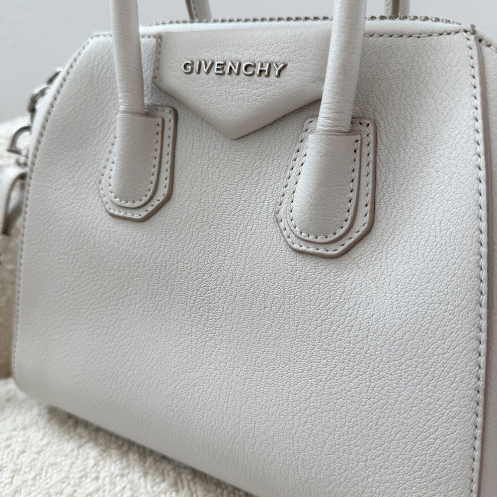 Givenchy Mini Antigona Sugar Leather Satchel Handbag Crossbody Purse | White - Picture 4 of 16
